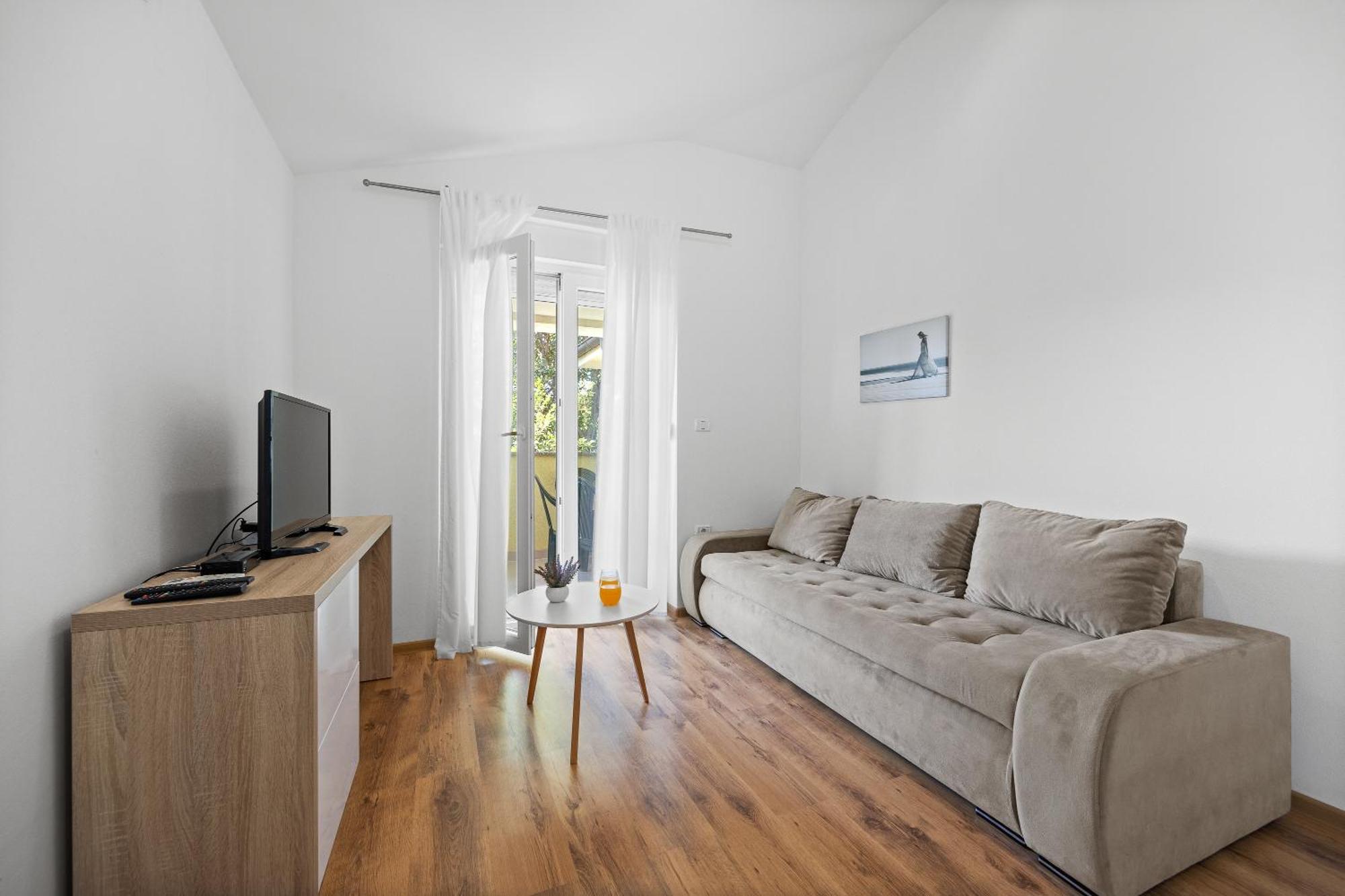 Neea Apartment