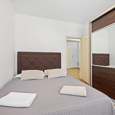 Neea Apartments Medulin Buitenkant foto