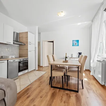 Neea Apartments Medulin Buitenkant foto