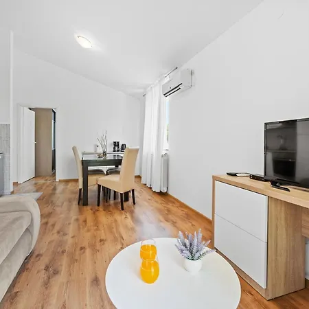 Neea Apartments Medulin Kamer foto