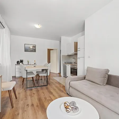 Neea Apartments Medulin Buitenkant foto