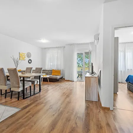 Neea Apartments Medulin Buitenkant foto