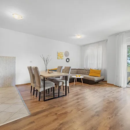 Neea Apartments Medulin Buitenkant foto